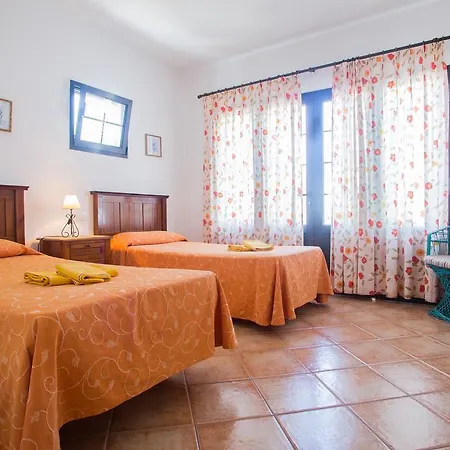 Villa Alvaro *